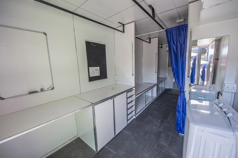 Wardrobe Truck BTR652 GP